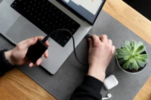 How to Set Up a Home Office That Actually Works for You